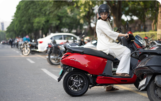 Hero Vida VX2 Go Price:ఒకసారి ఛార్జ్ చేస్తే 100 కిలోమీటర్లు! 50 వేలకే వస్తున్న కొత్త ఎలక్ట్రిక్ స్కూటర్ హీరో విడా!